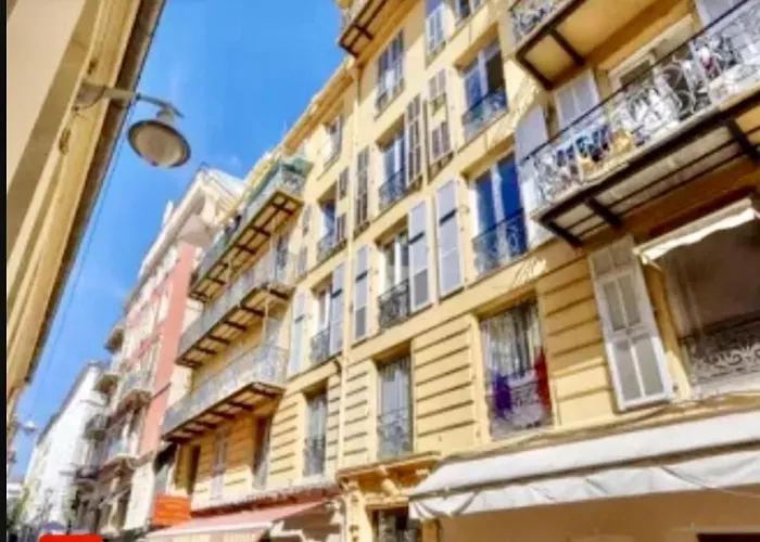 Massena Street, 2 Balcony Nice