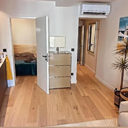 Massena Street, 2 Balcony Apartamento *