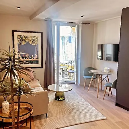 Apartment Massena Street, 2 Balcony Nice