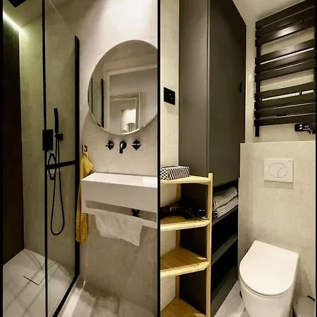 Massena Street, 2 Balcony * Nice